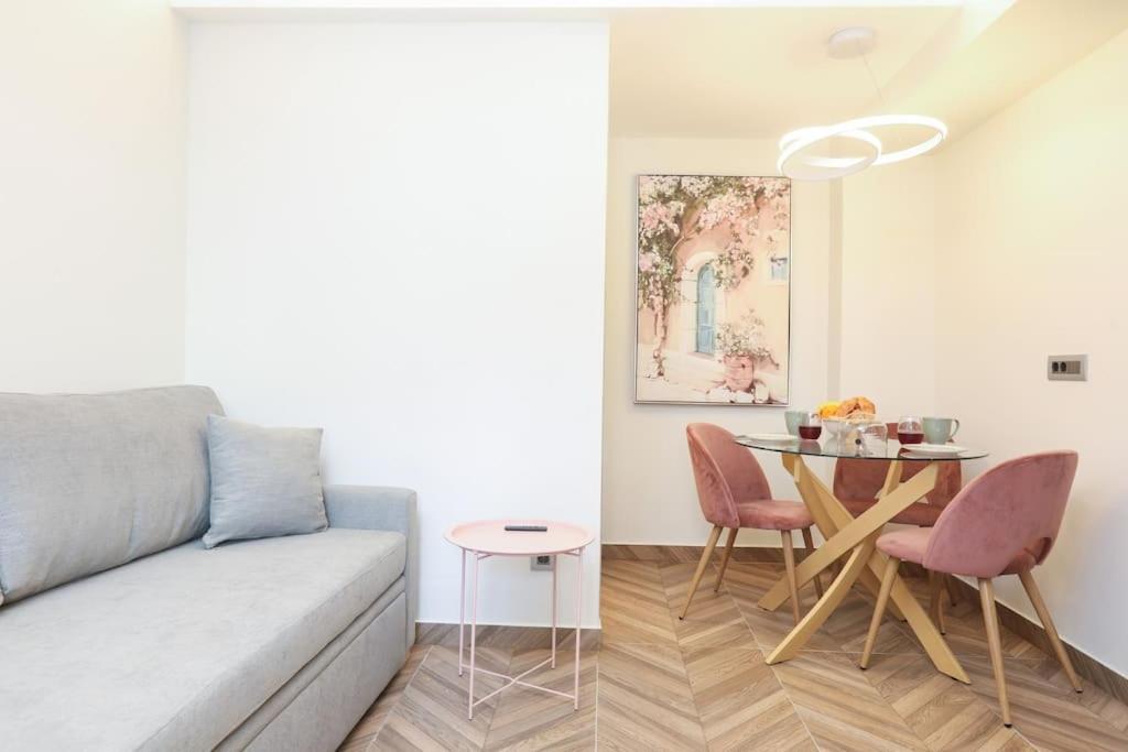 Apartment Phaedra & Sofia Campiello